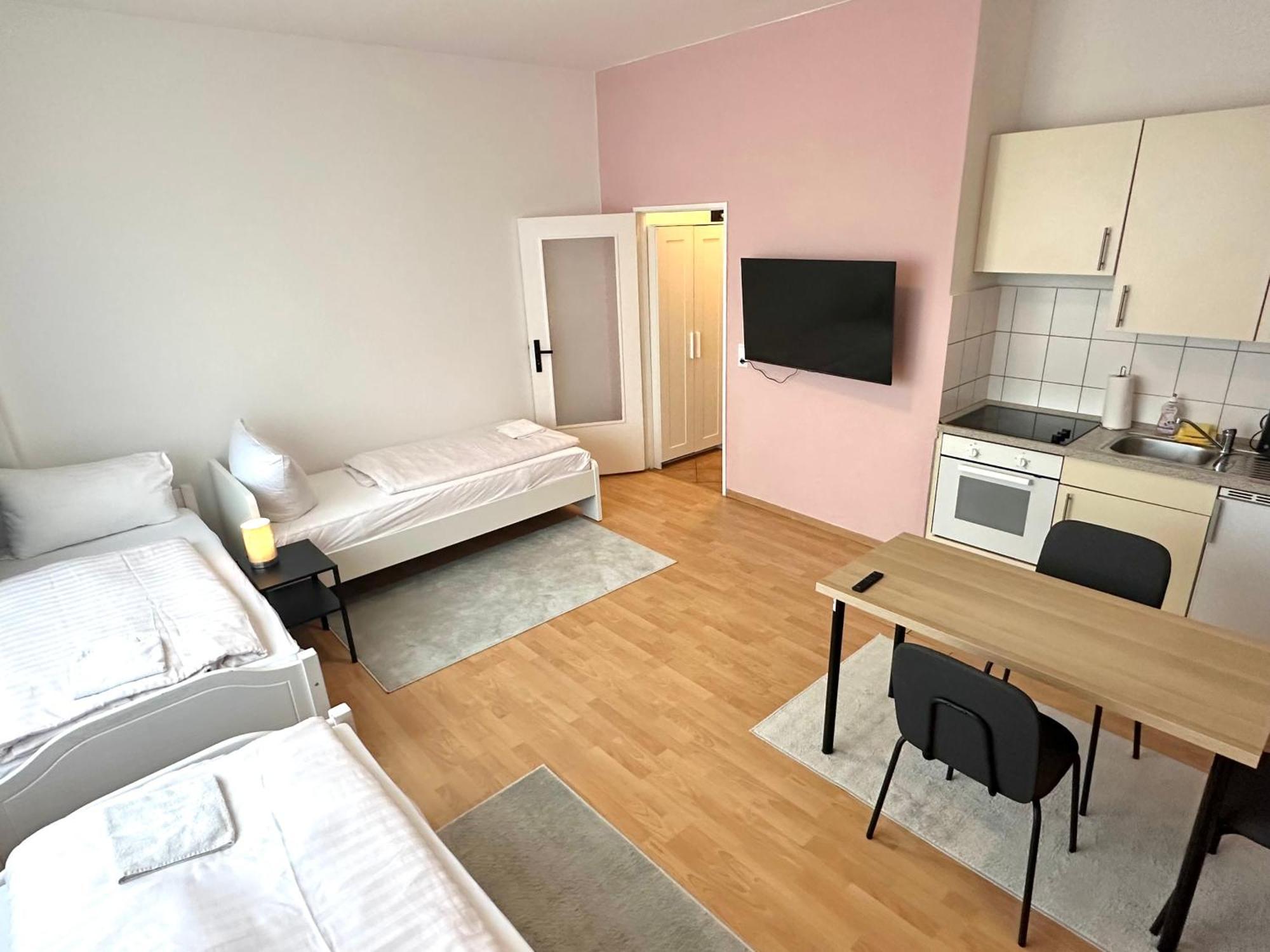Hevals Budget & Beyond Aparthotel Berlino