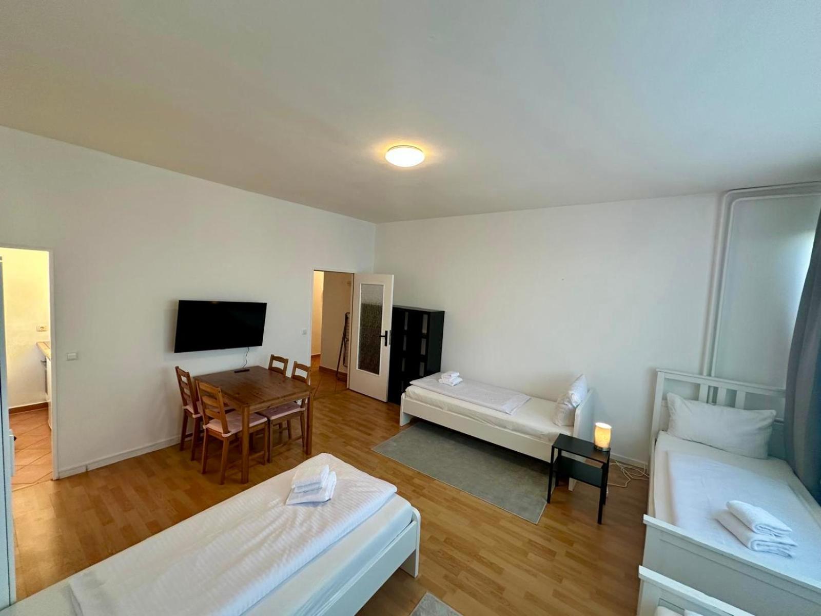 Hevals Budget & Beyond Aparthotel *