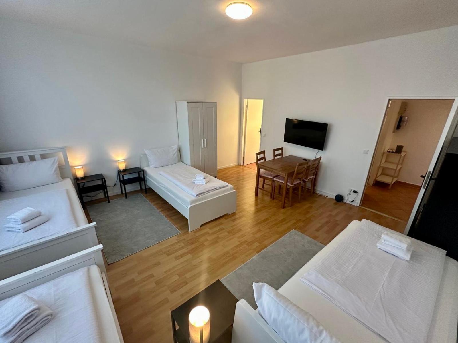 Aparthotel Hevals Budget & Beyond *